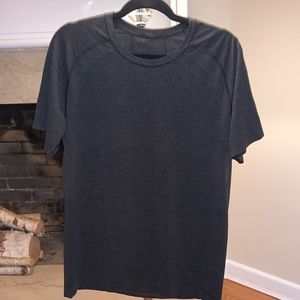 LULULEMON metal vent tech short sleeve black